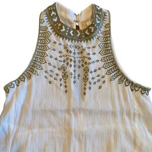 Altar’d State Womens off-white tunic top with green embroidery Medium